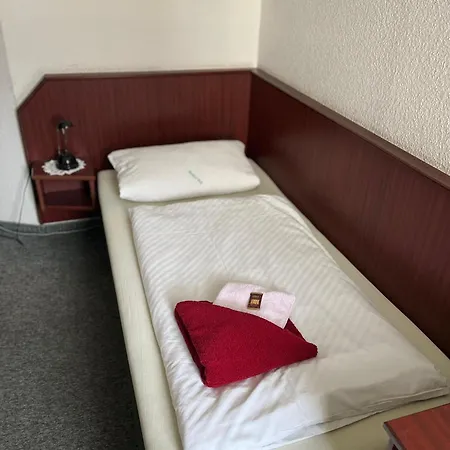 Weisses Ross Crossen Guest house